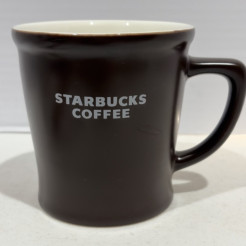 2008 Starbucks Coffee Company Dark Chocolate Brown Large Coffee Mug Cup 16 oz